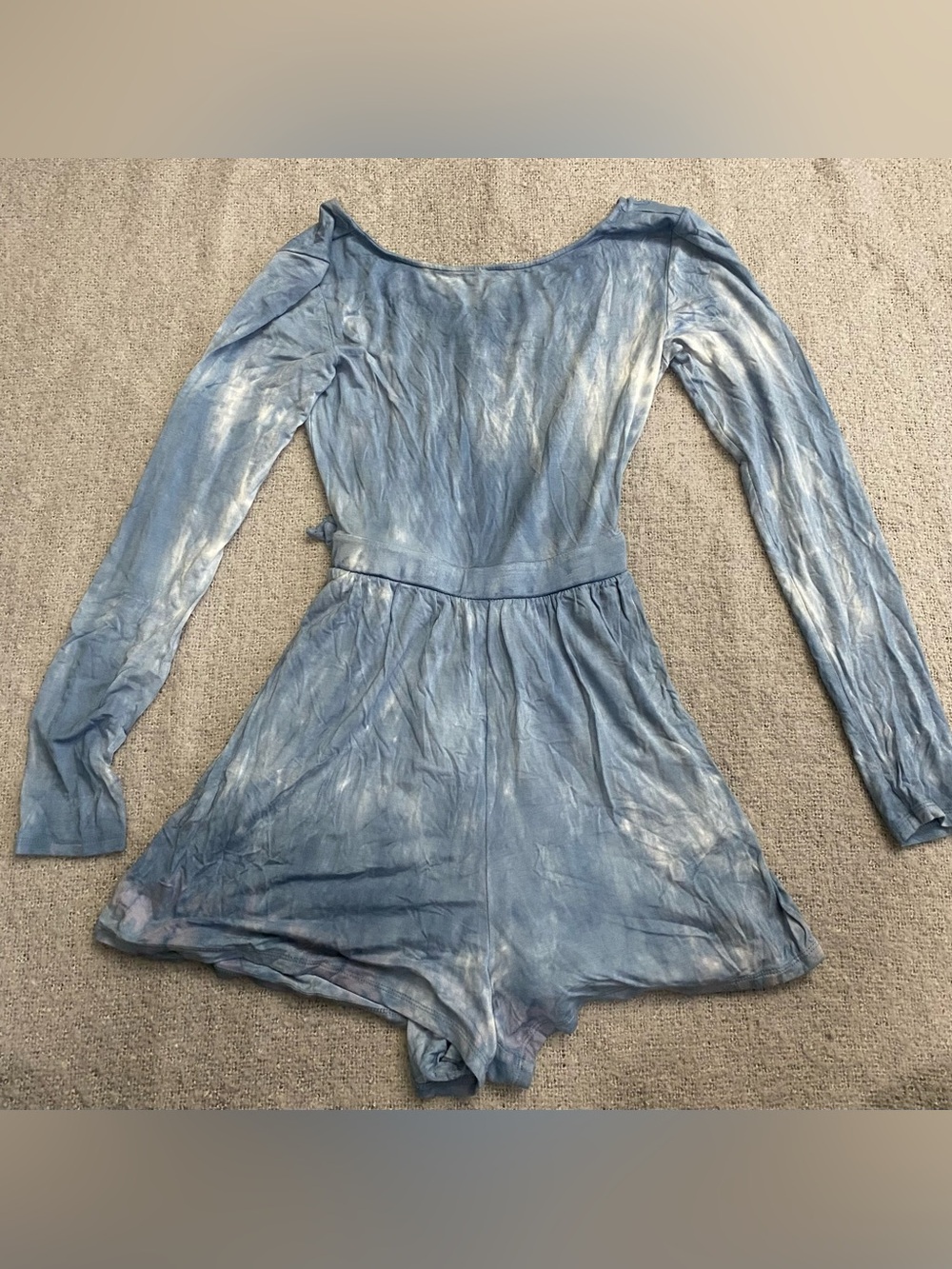 American Eagle Outfitters Blue Tie-Dye Long-Sleeve Romper